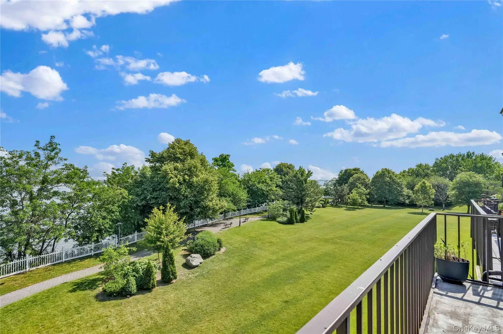 120-09 Riviera Court College Point NY 11356