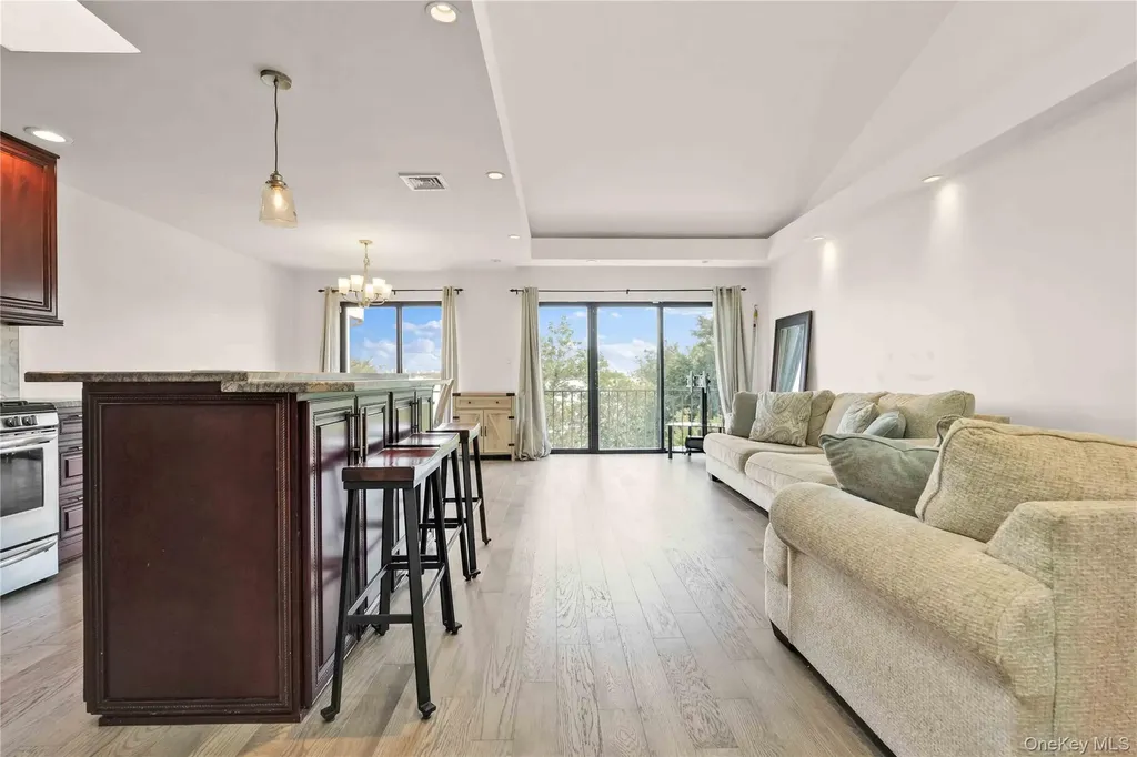 120-09 Riviera Court College Point NY 11356