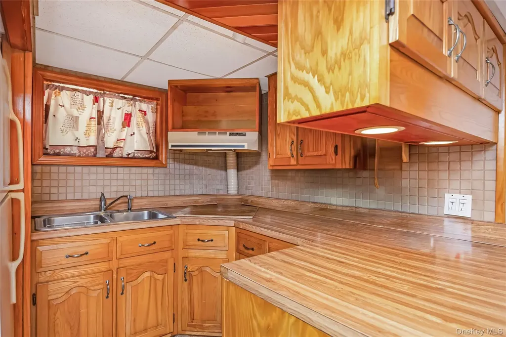 7815 Woodhaven Boulevard Ridgewood NY 11385