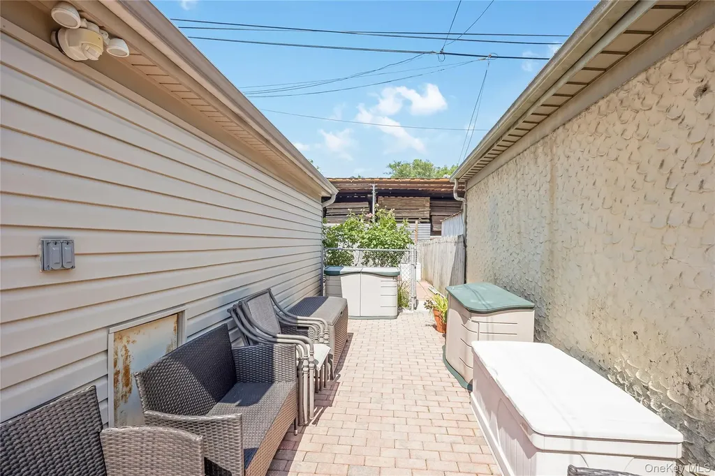 7815 Woodhaven Boulevard Ridgewood NY 11385