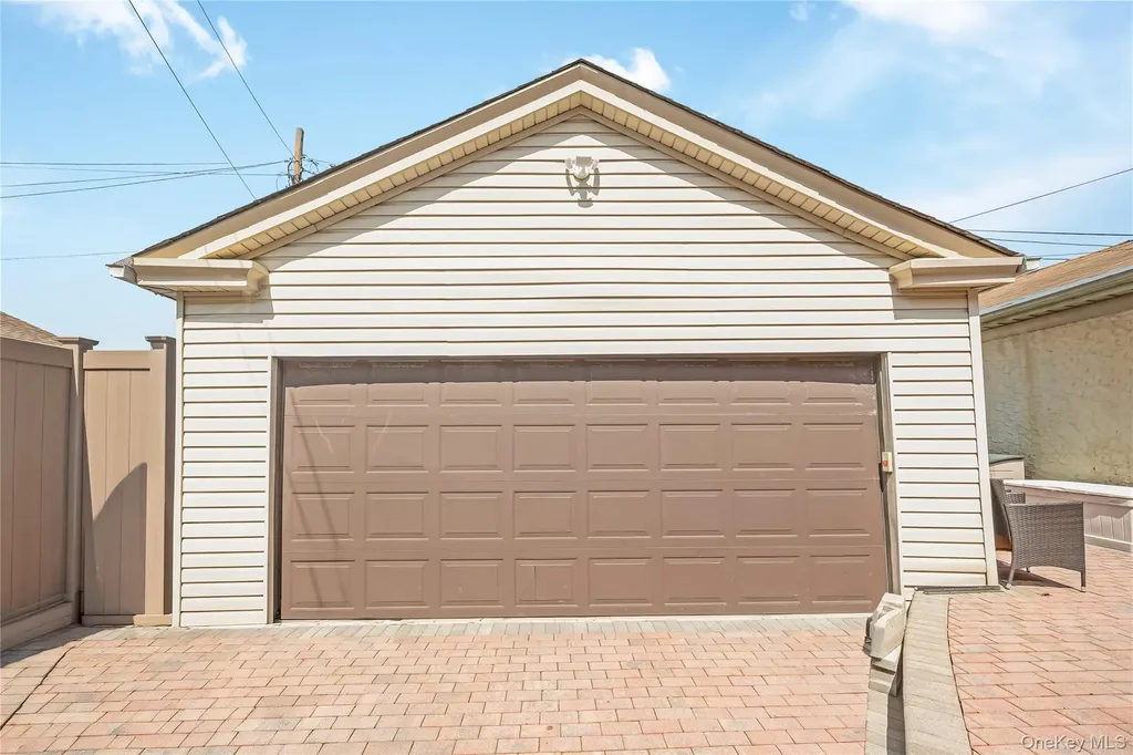 7815 Woodhaven Boulevard Ridgewood NY 11385