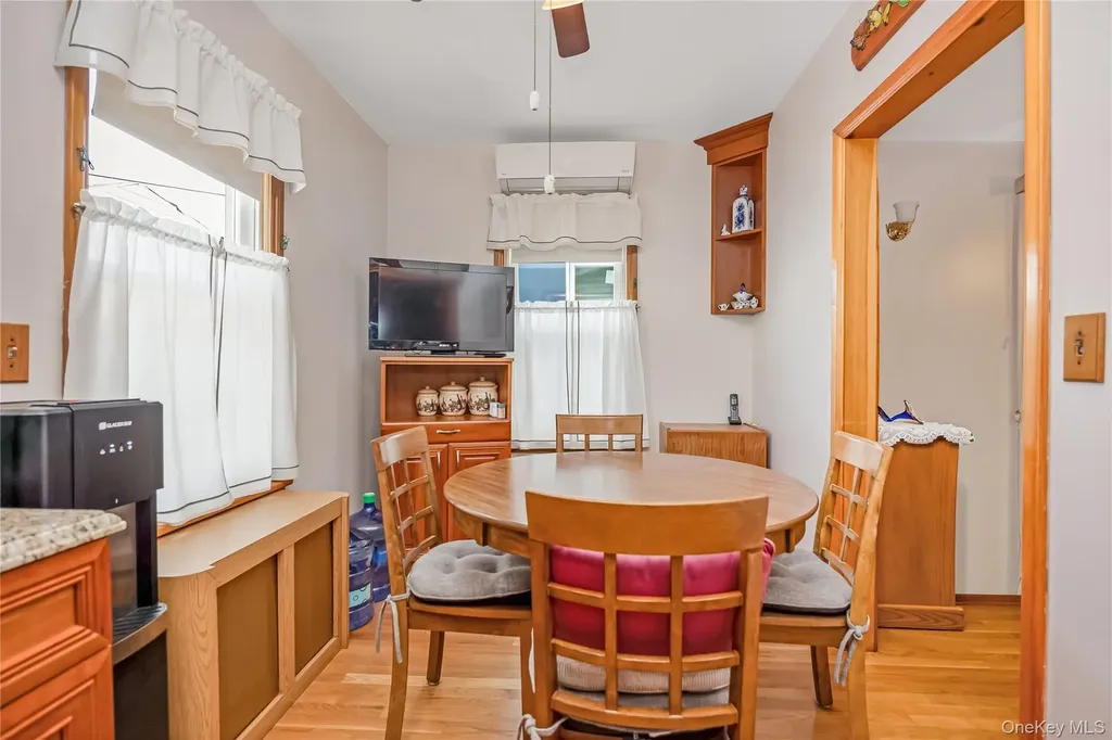 7815 Woodhaven Boulevard Ridgewood NY 11385