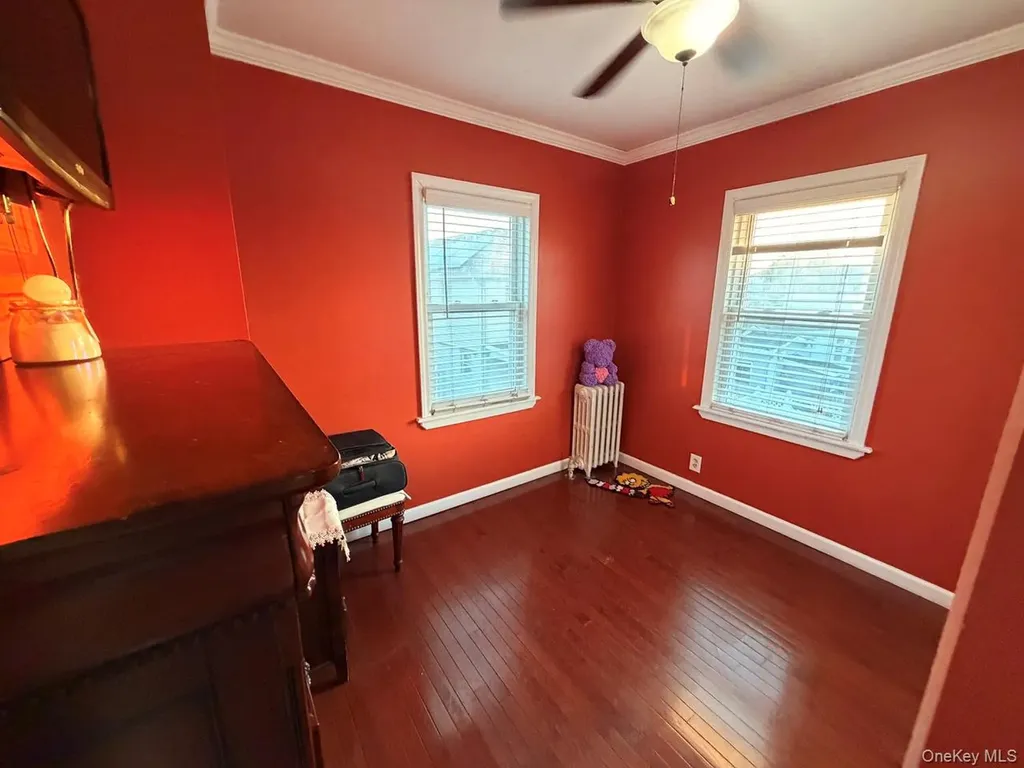 13744 218th Street Laurelton NY 11413