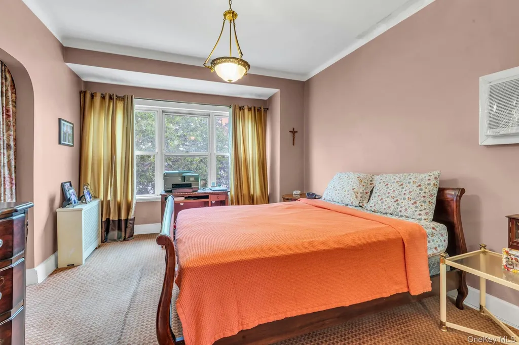 6417 Eliot Avenue Middle Village NY 11379