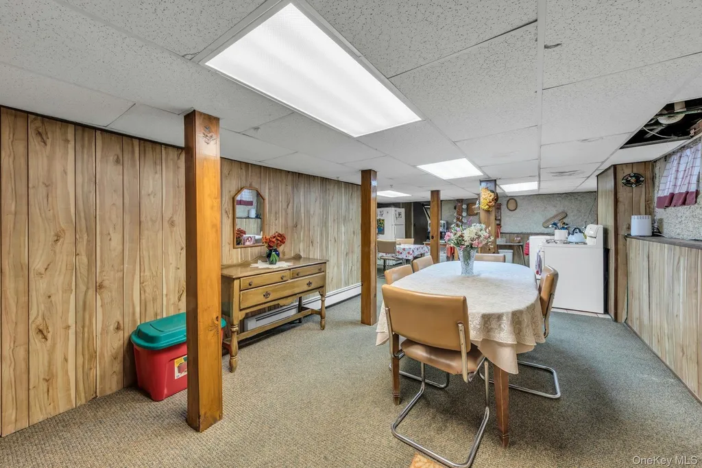6417 Eliot Avenue Middle Village NY 11379
