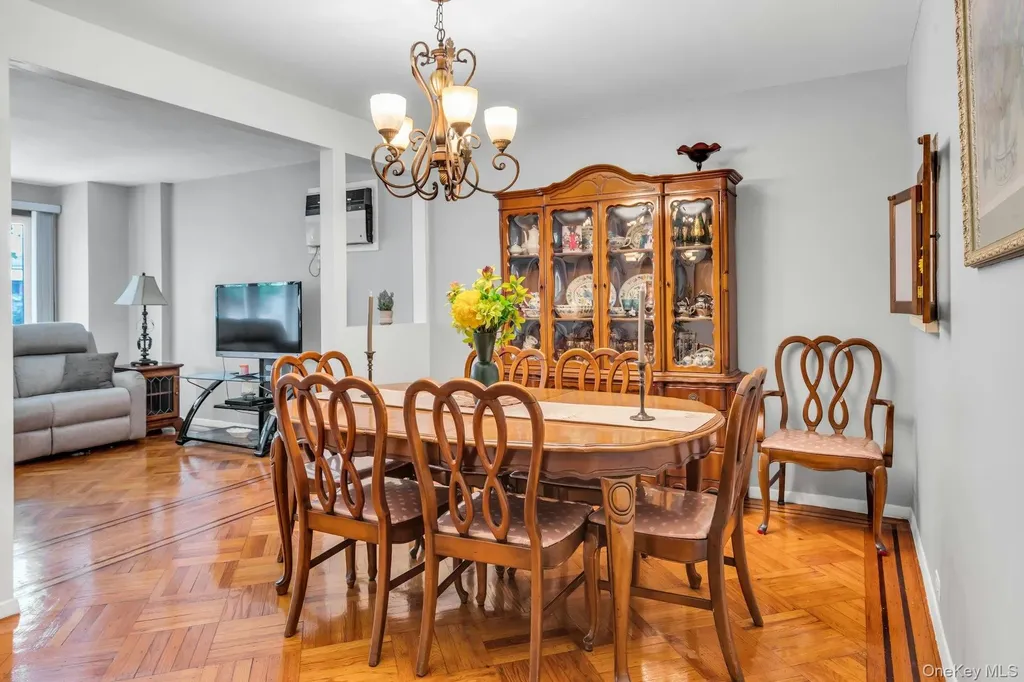 6417 Eliot Avenue Middle Village NY 11379