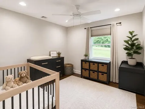 63 Dixon Road Mahopac NY 10512