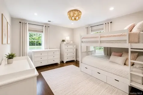 63 Dixon Road Mahopac NY 10512