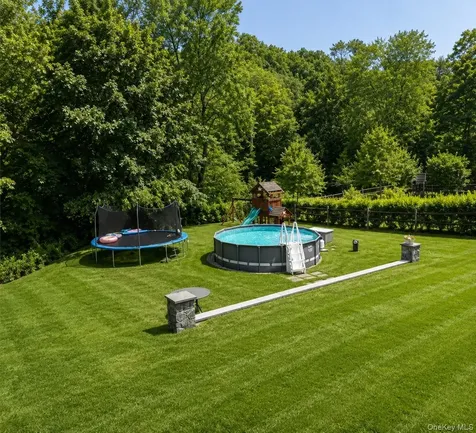 63 Dixon Road Mahopac NY 10512