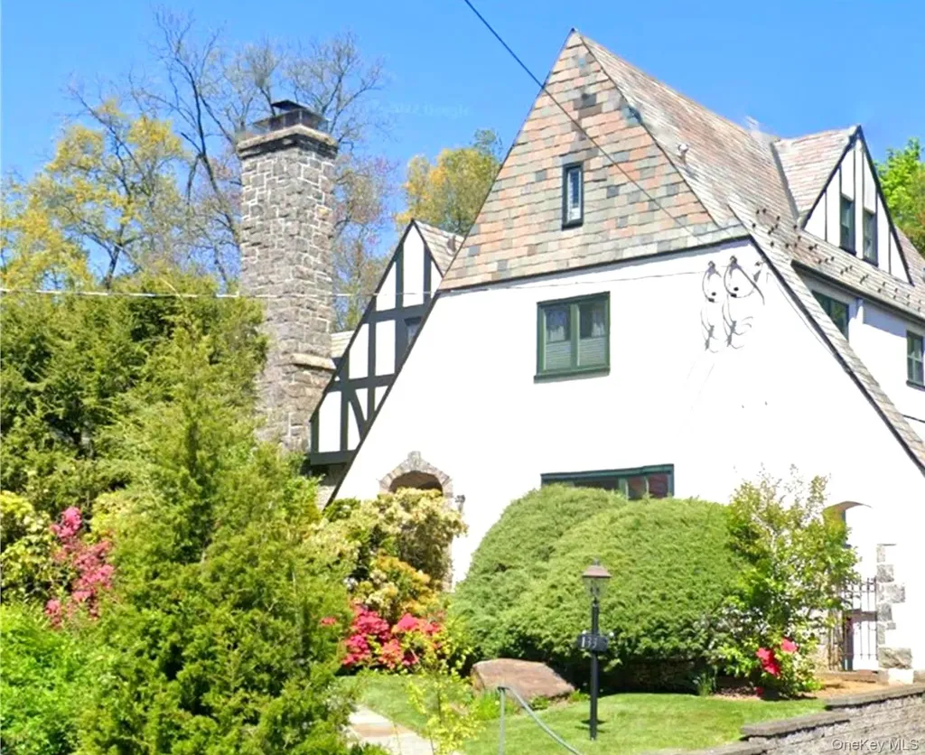 133 Bon Air Avenue New Rochelle NY 10804