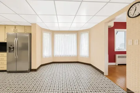 133 Bon Air Avenue New Rochelle NY 10804