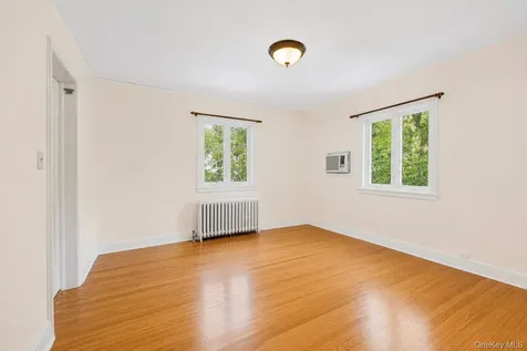 133 Bon Air Avenue New Rochelle NY 10804