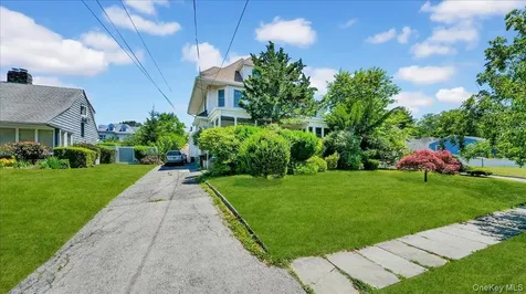 228 Weyman Avenue New Rochelle NY 10805
