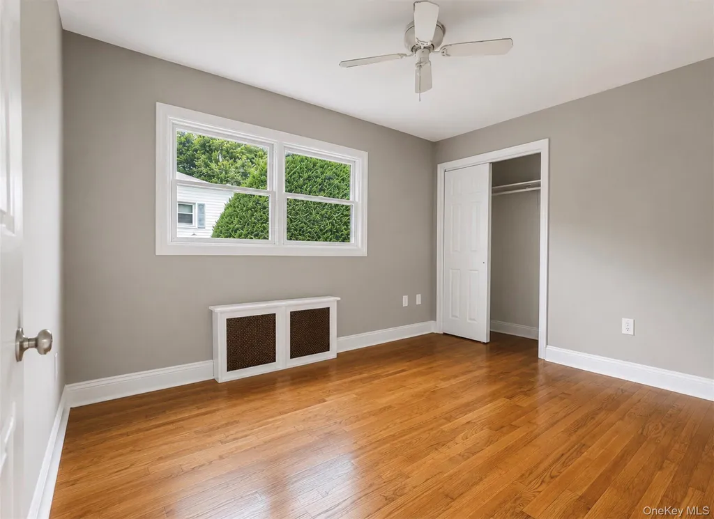 21 Vailshire Circle Nanuet NY 10954