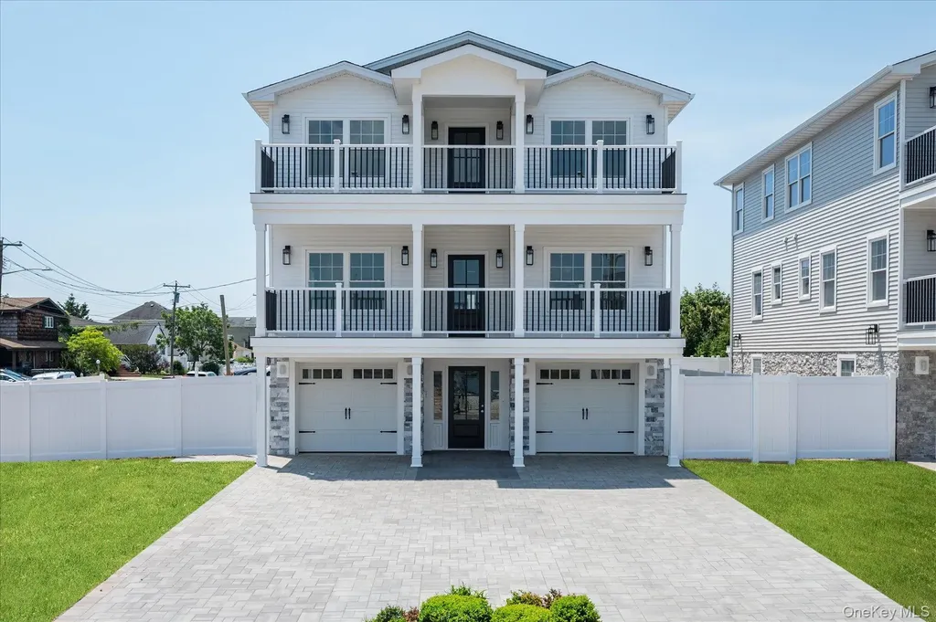 17 Island Parkway Island Park NY 11558