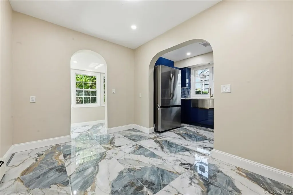 48 Flower Street Hicksville NY 11801