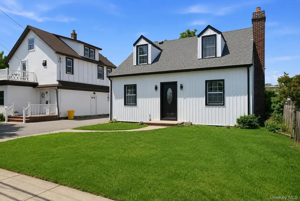 48 Flower Street Hicksville NY 11801