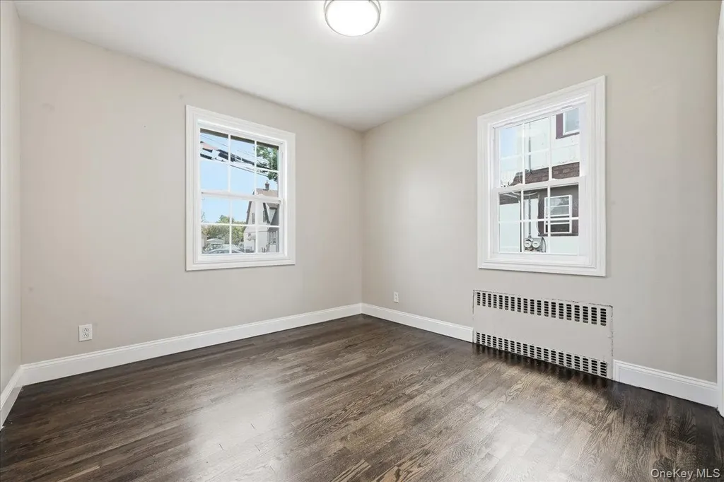 48 Flower Street Hicksville NY 11801