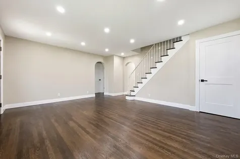 48 Flower Street Hicksville NY 11801