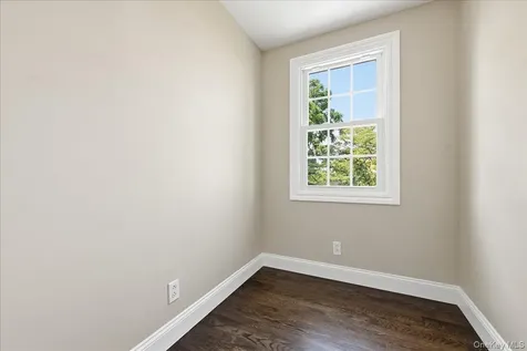 48 Flower Street Hicksville NY 11801
