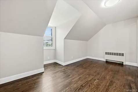 48 Flower Street Hicksville NY 11801