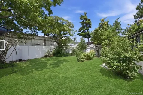 48 Flower Street Hicksville NY 11801