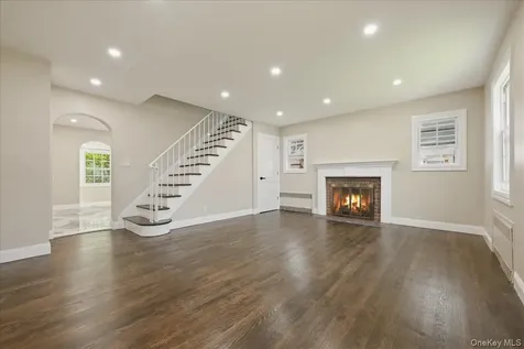 48 Flower Street Hicksville NY 11801
