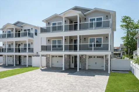 21 Island Parkway Island Park NY 11558