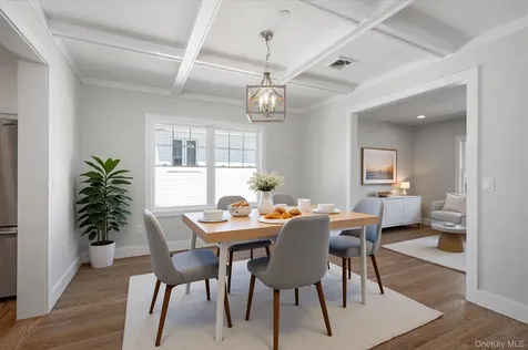 21 Island Parkway Island Park NY 11558