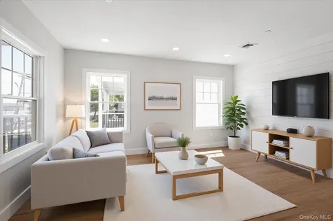 21 Island Parkway Island Park NY 11558