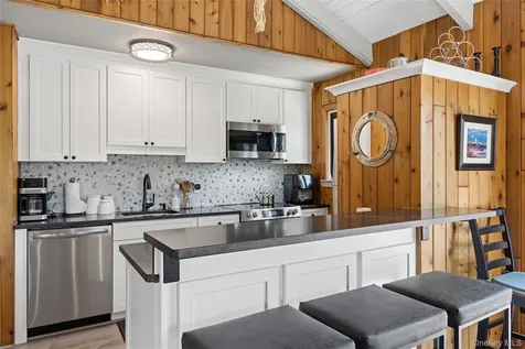 113 Duryea Avenue Montauk NY 11954
