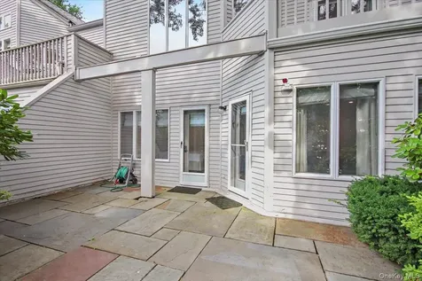 32 Beechwood Way Briarcliff Manor NY 10510
