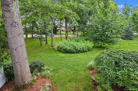 32 Beechwood Way Briarcliff Manor NY 10510