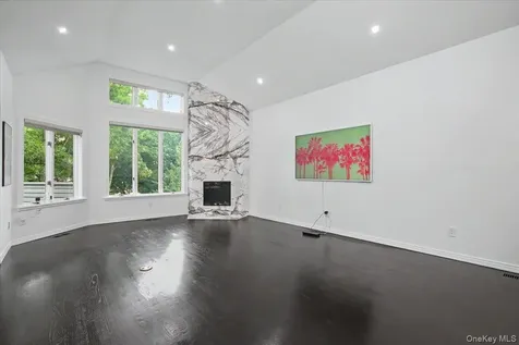 32 Beechwood Way Briarcliff Manor NY 10510