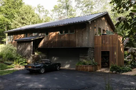 15 Back Shandelee Road Livingston Manor NY 12758