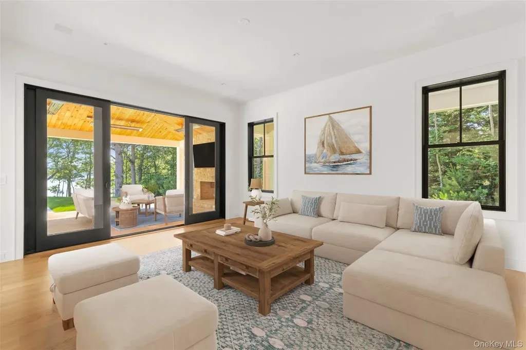 1775 Point Pleasant Road Mattituck NY 11952