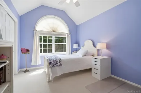 46 Oceanview Boulevard Manorville NY 11949