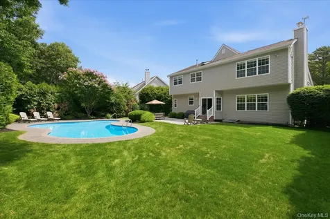 46 Oceanview Boulevard Manorville NY 11949