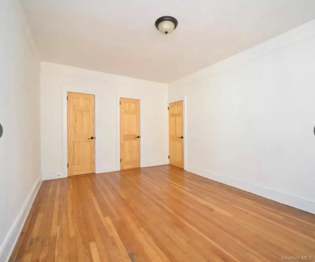 190-15 Crocheron Avenue Flushing NY 11358