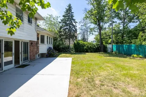 52 Blanche Street Plainview NY 11803