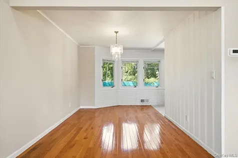 52 Blanche Street Plainview NY 11803
