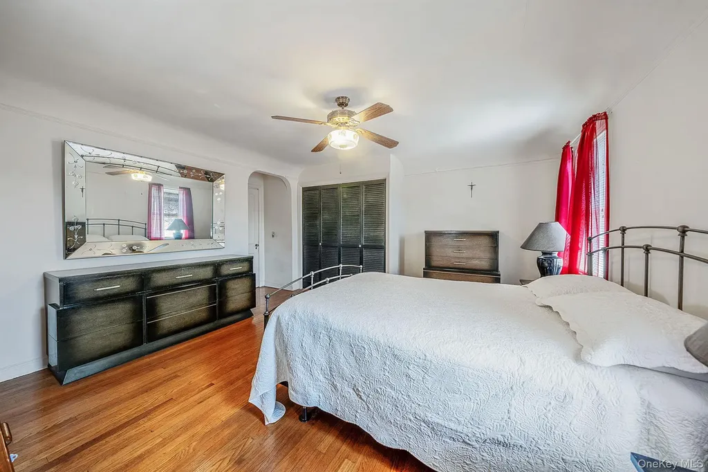 1621 Lurting Avenue Bronx NY 10461