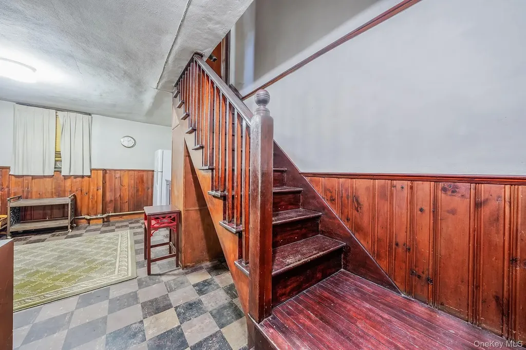 1621 Lurting Avenue Bronx NY 10461