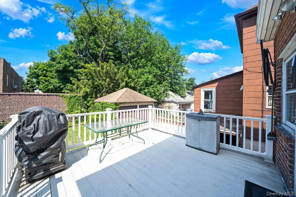 1621 Lurting Avenue Bronx NY 10461