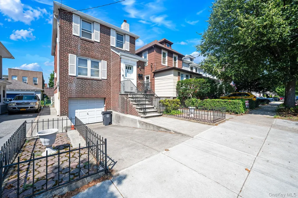 1621 Lurting Avenue Bronx NY 10461