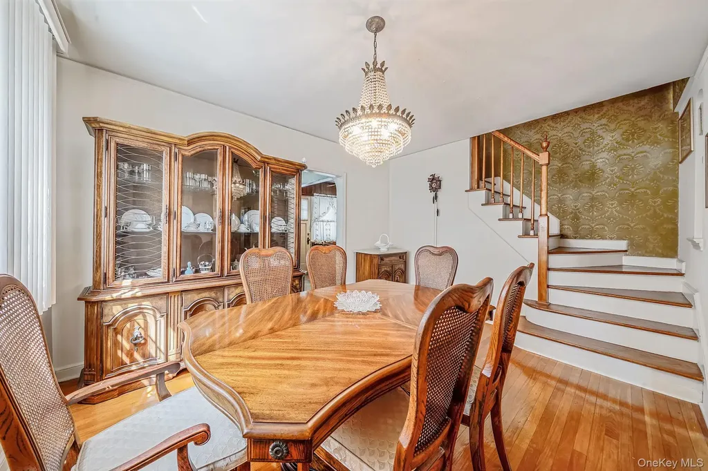 1621 Lurting Avenue Bronx NY 10461