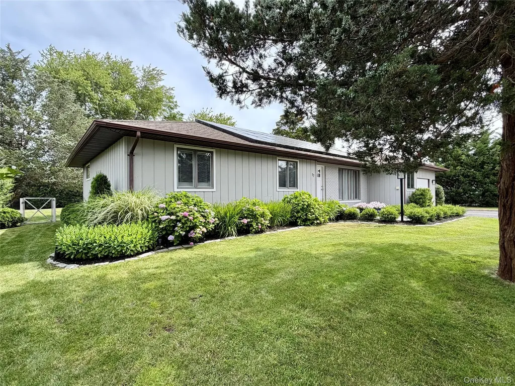 17 Locust Street Riverhead NY 11901