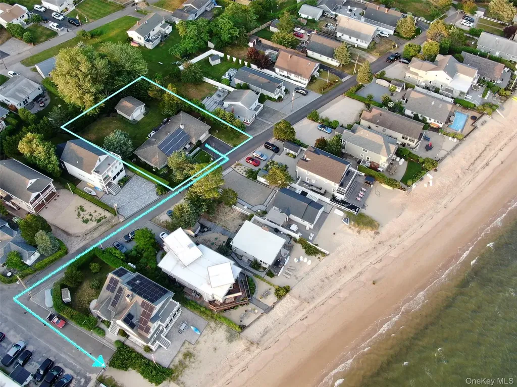17 Locust Street Riverhead NY 11901