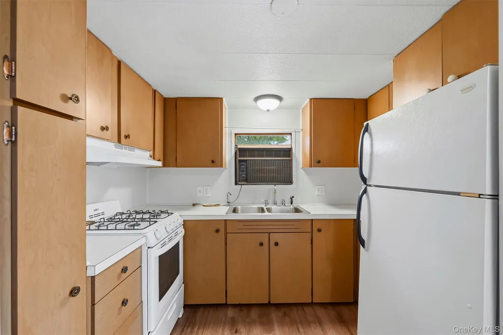 327 Currycross Road New Windsor NY 12553