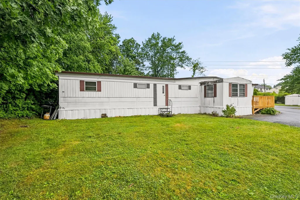 327 Currycross Road New Windsor NY 12553